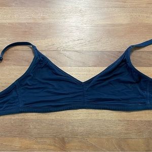 NWOT Negative wireless whipped bra in size 2.